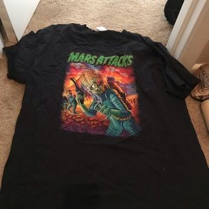 Mars attacks shirt